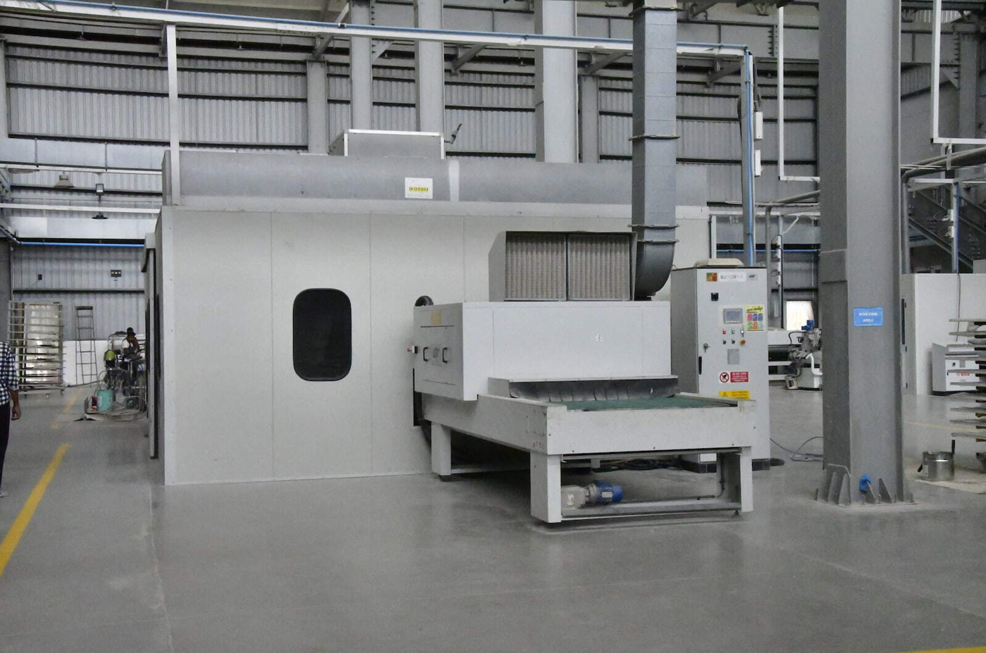 Dispatching machine for finished wood panels and furniture for delivery